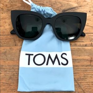 Toms cat eye sunglasses